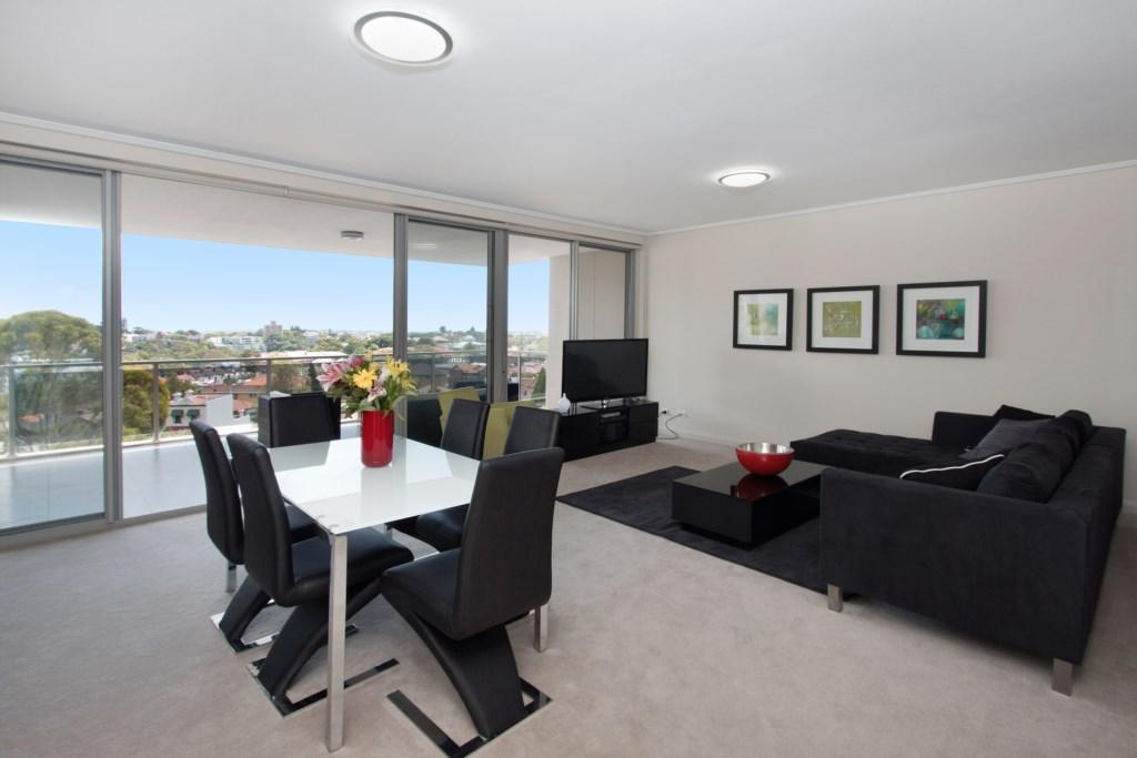 The Junction Palais - Modern and Spacious 2BR Bondi Junction Apartment Close to Everything - Accommodation Guide