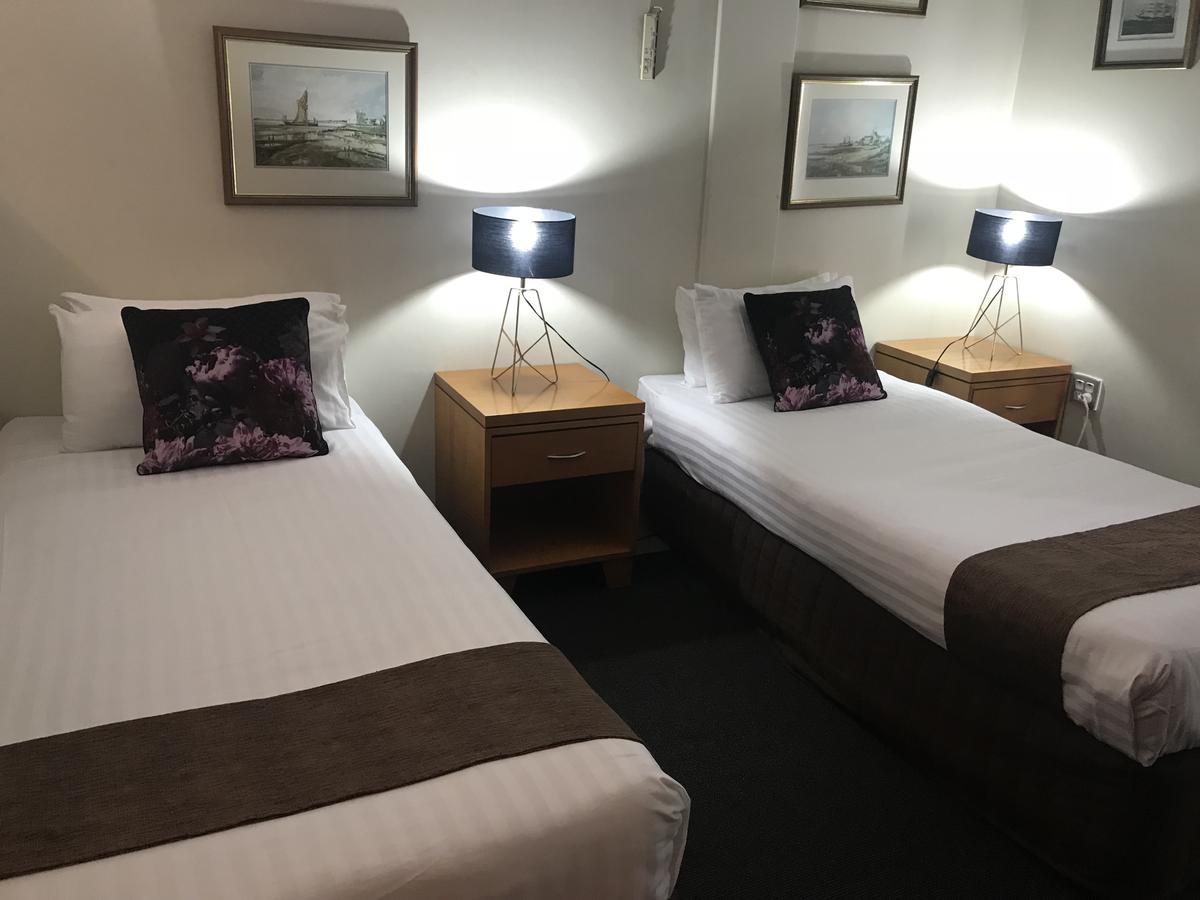Mariners Court Hotel - Accommodation Adelaide