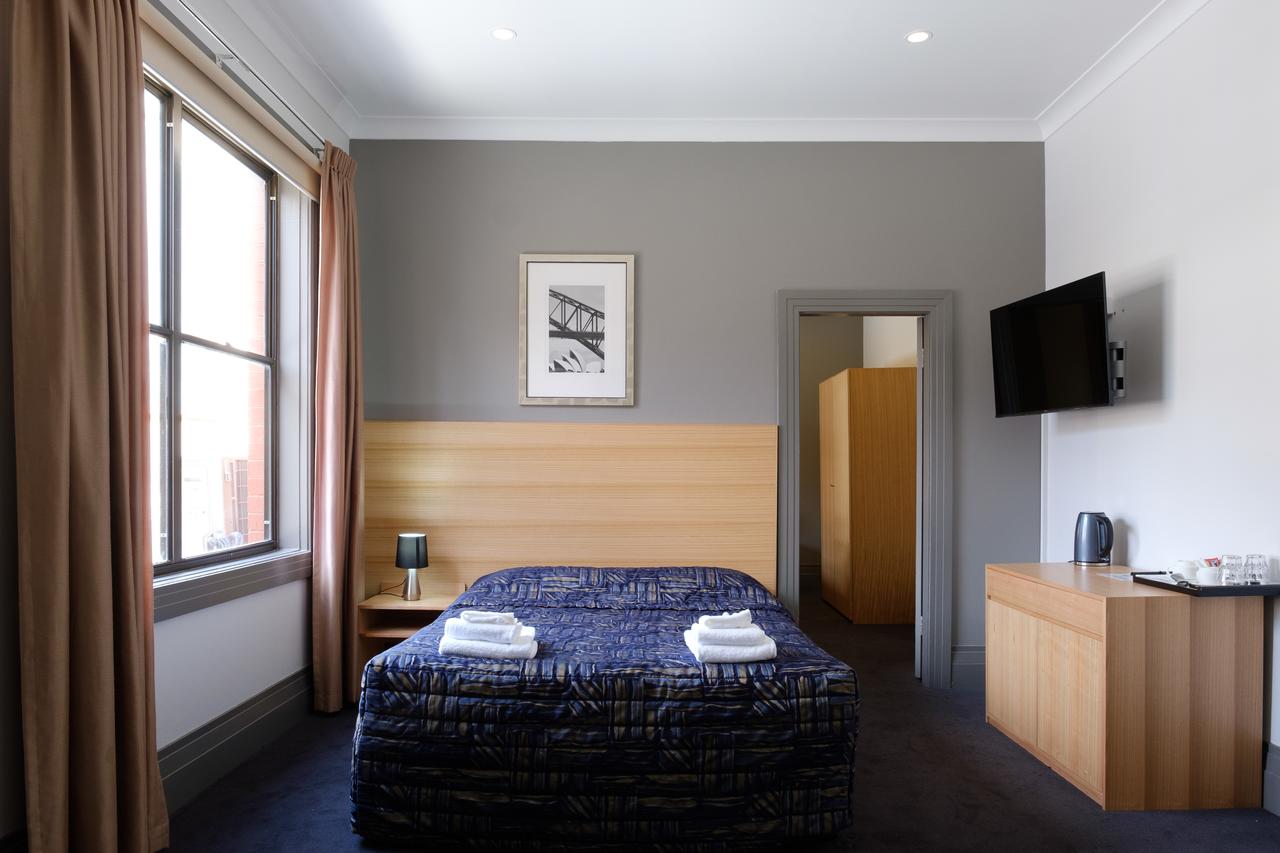 Royal Exhibition Hotel - Inverell Accommodation