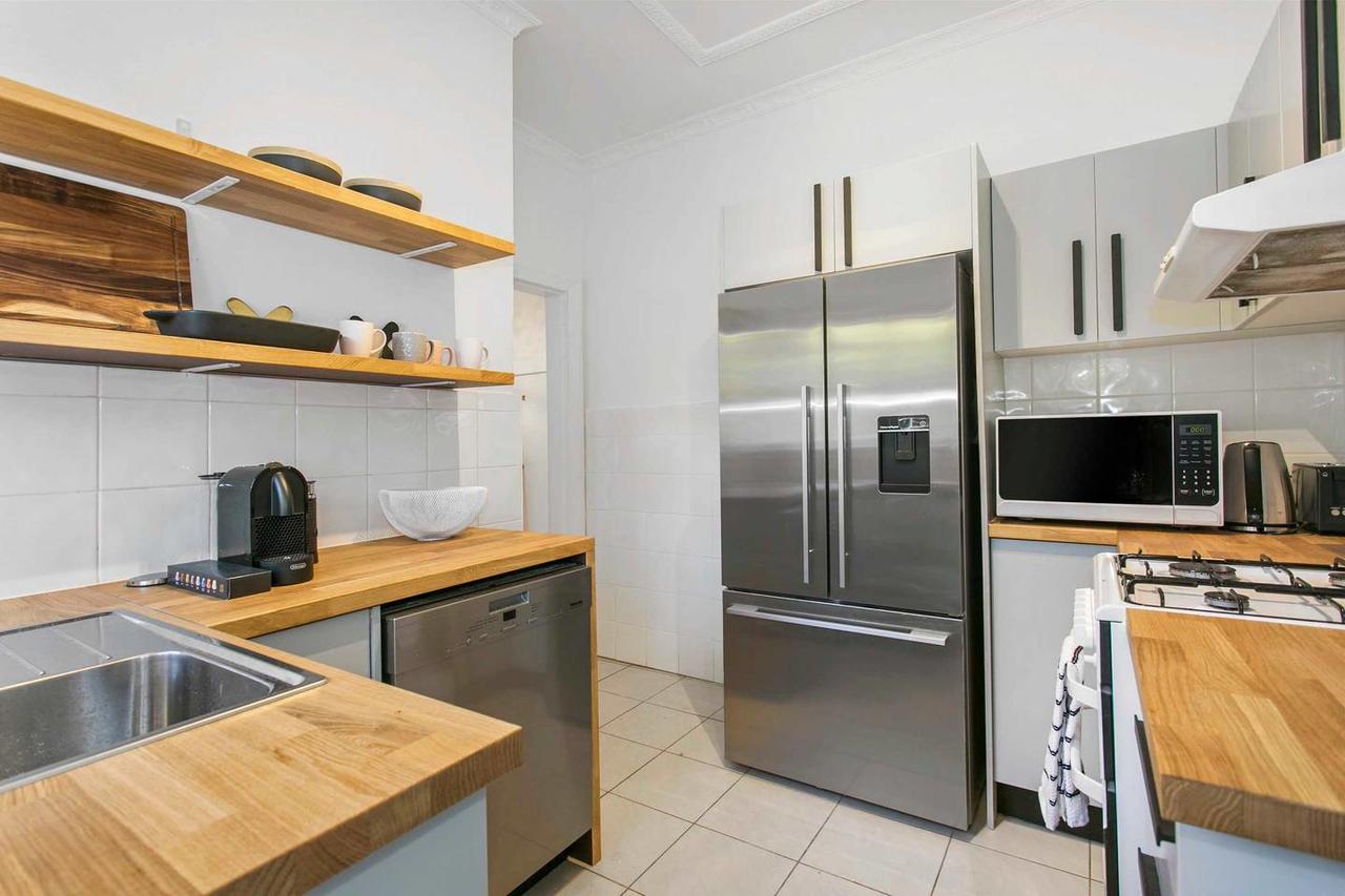 Seaspray - Manly Beach Apartment Close To The Sand - Accommodation ACT 7