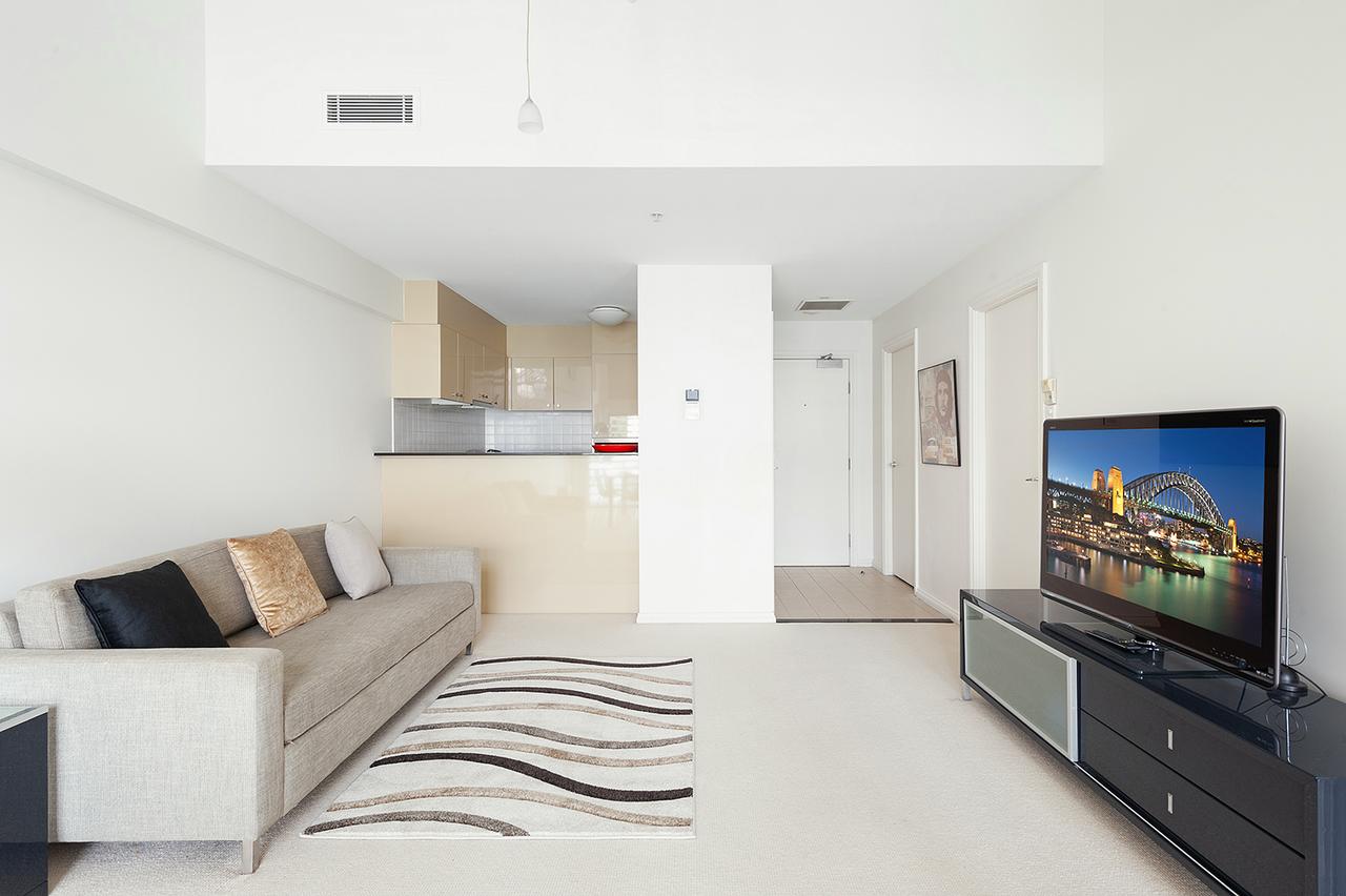 Waterfront Apartment On Sydney Harbour - Accommodation ACT 7