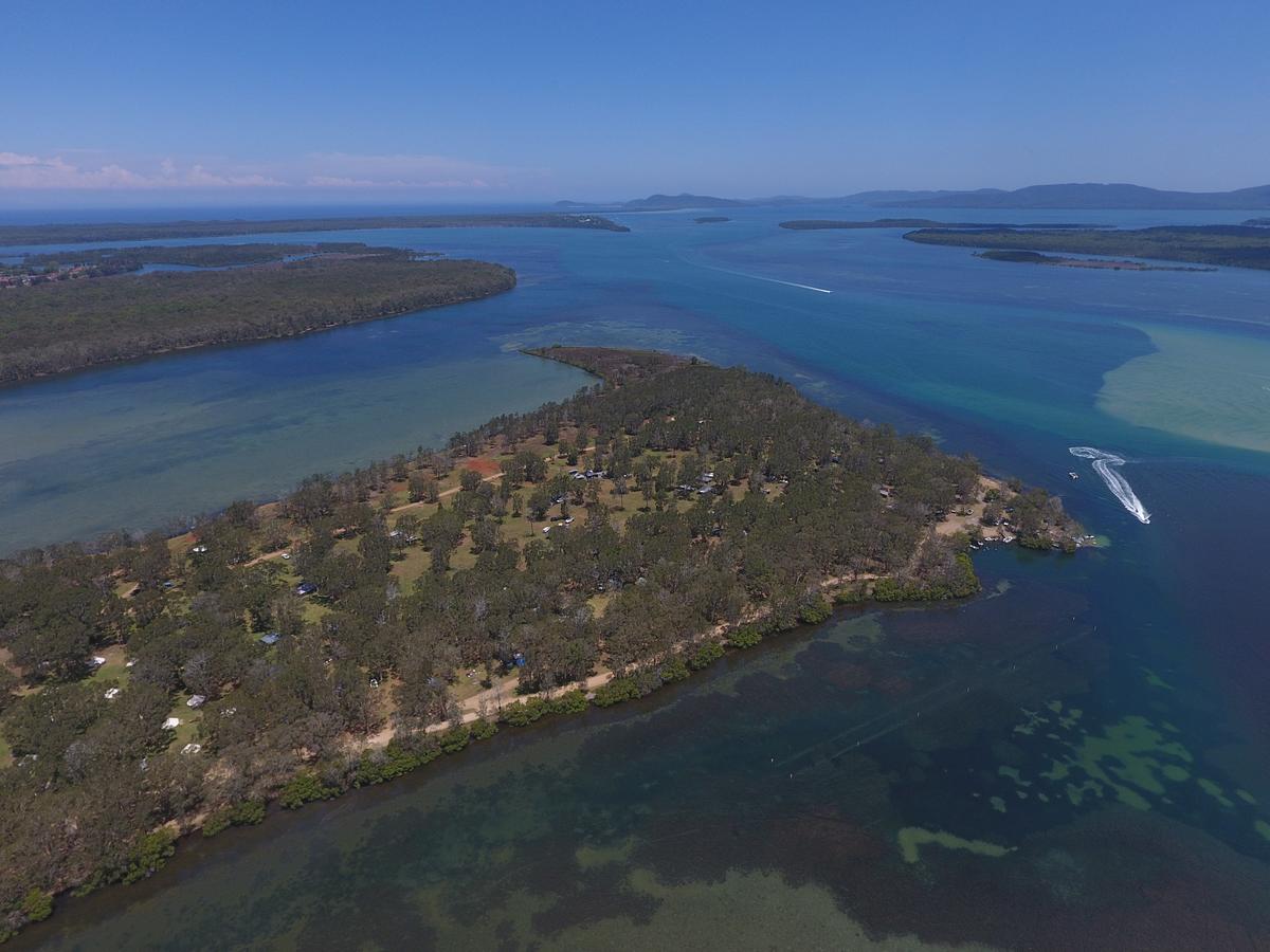 Lani's Holiday Island - New South Wales Tourism 