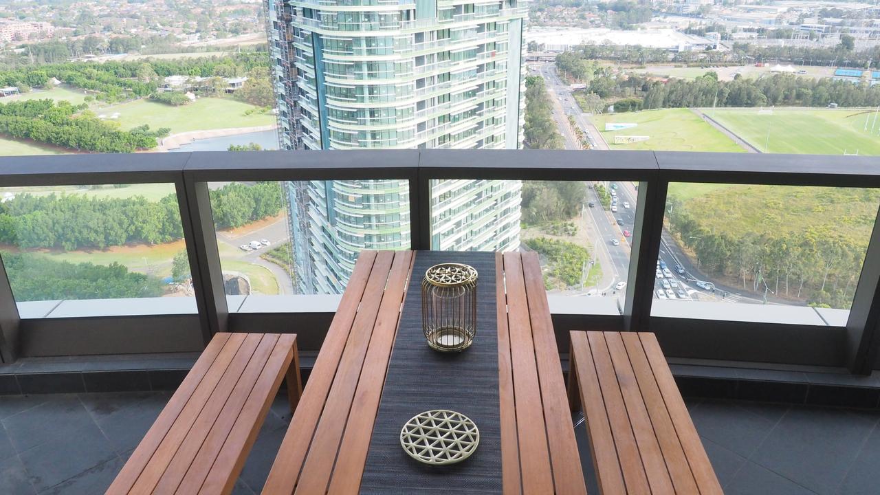 SkyGarden Sydney Olympic Park 3 & 4 Bedroom City View - Accommodation Find 18