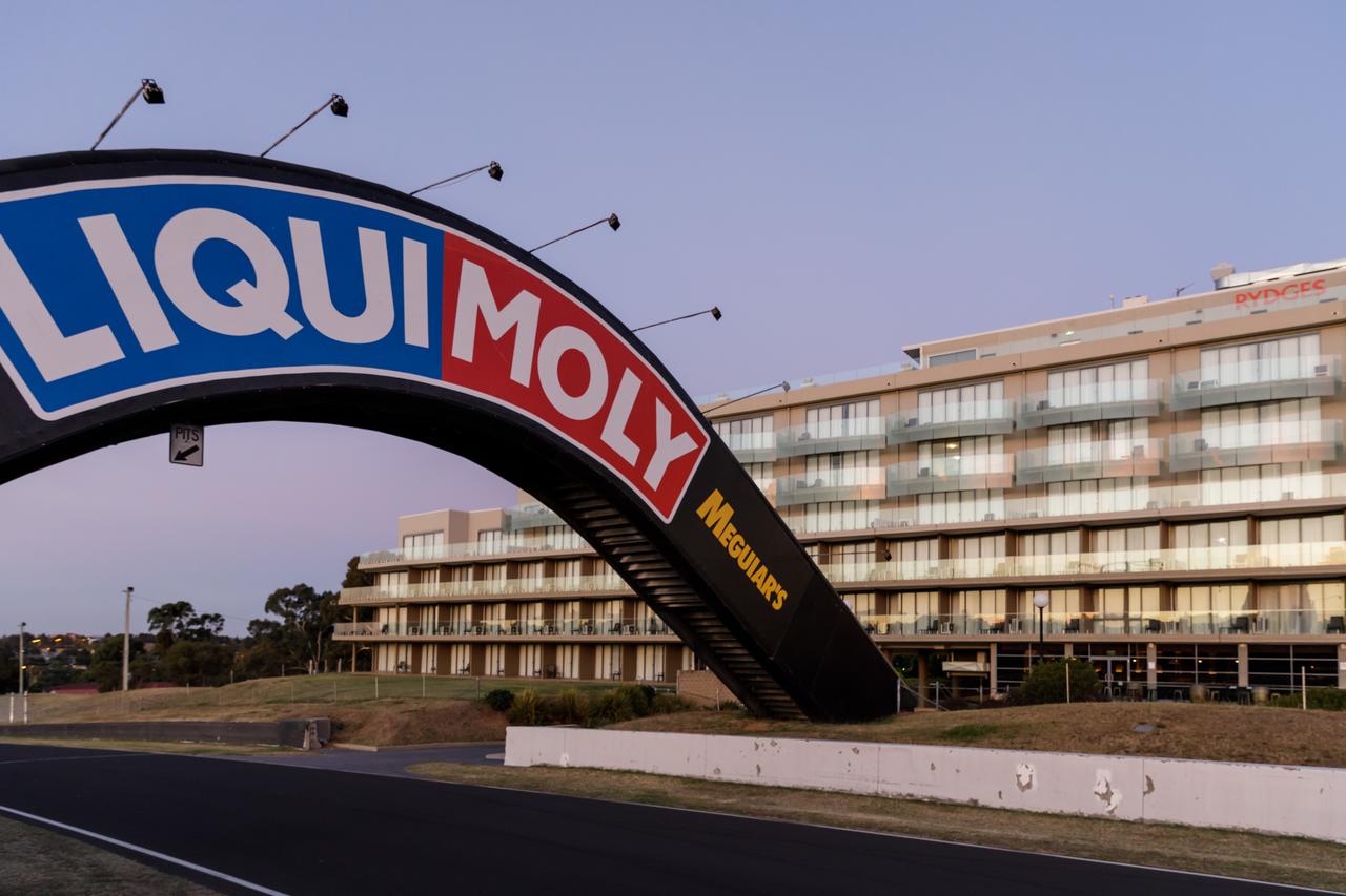 Rydges Mount Panorama Bathurst - New South Wales Tourism 