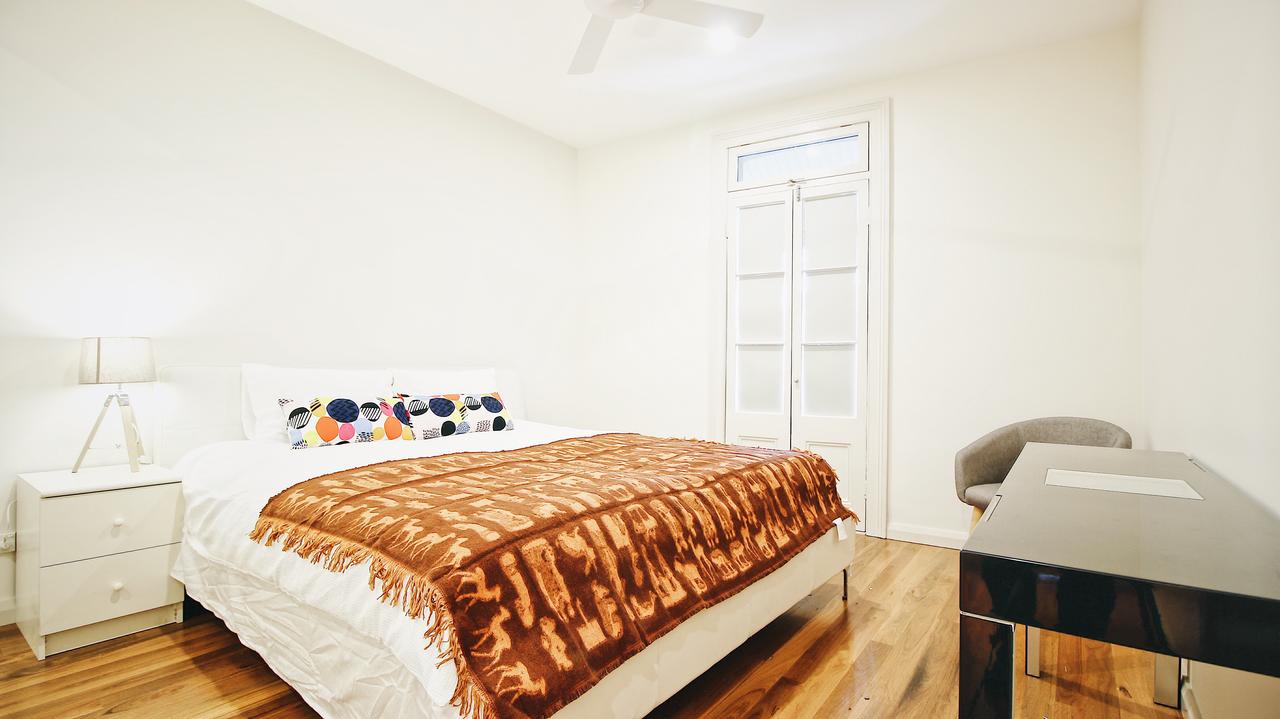 Cozy 5 Bed House In Sydney - Accommodation Find 26