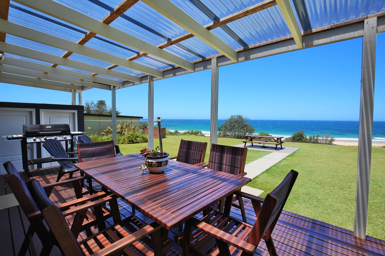 Glory  Culburra - Absolute Beachfront - Pet  Family Friendly - New South Wales Tourism 