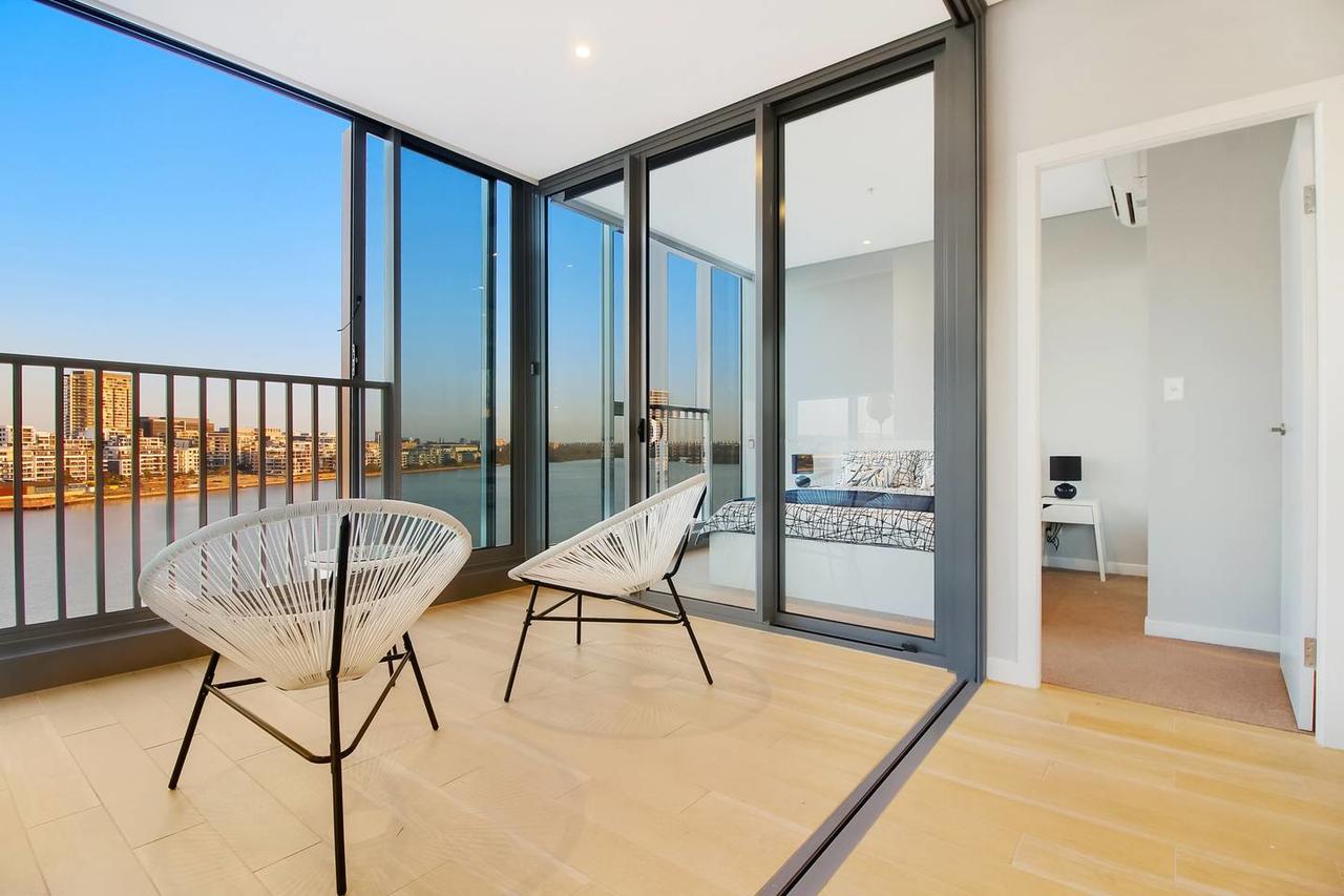 Brand New 3 Bedrooms Apt with Waterfront View - New South Wales Tourism 