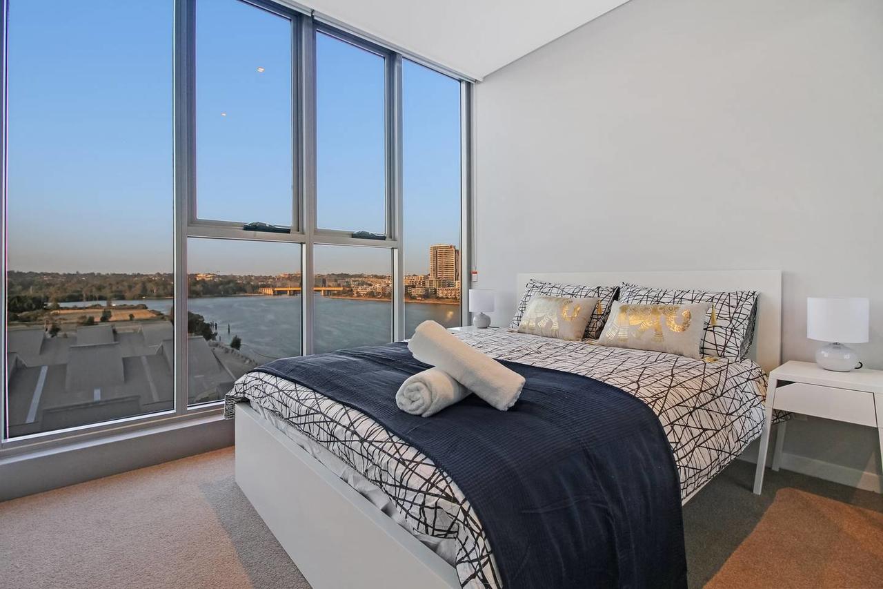 Brand New 3 Bedrooms Apt With Waterfront View - Redcliffe Tourism 3
