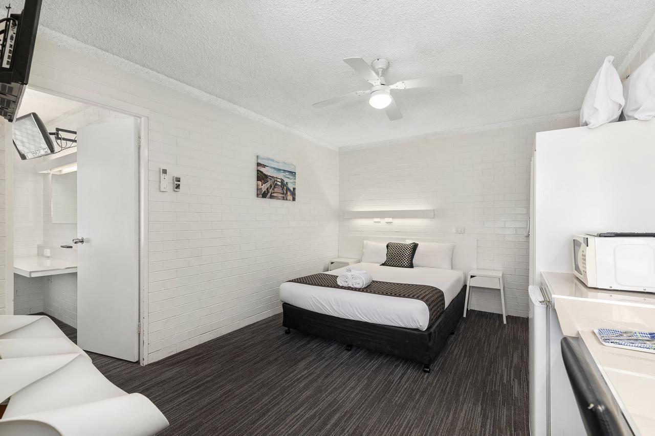 Coastal Bay Motel - Accommodation Find 16