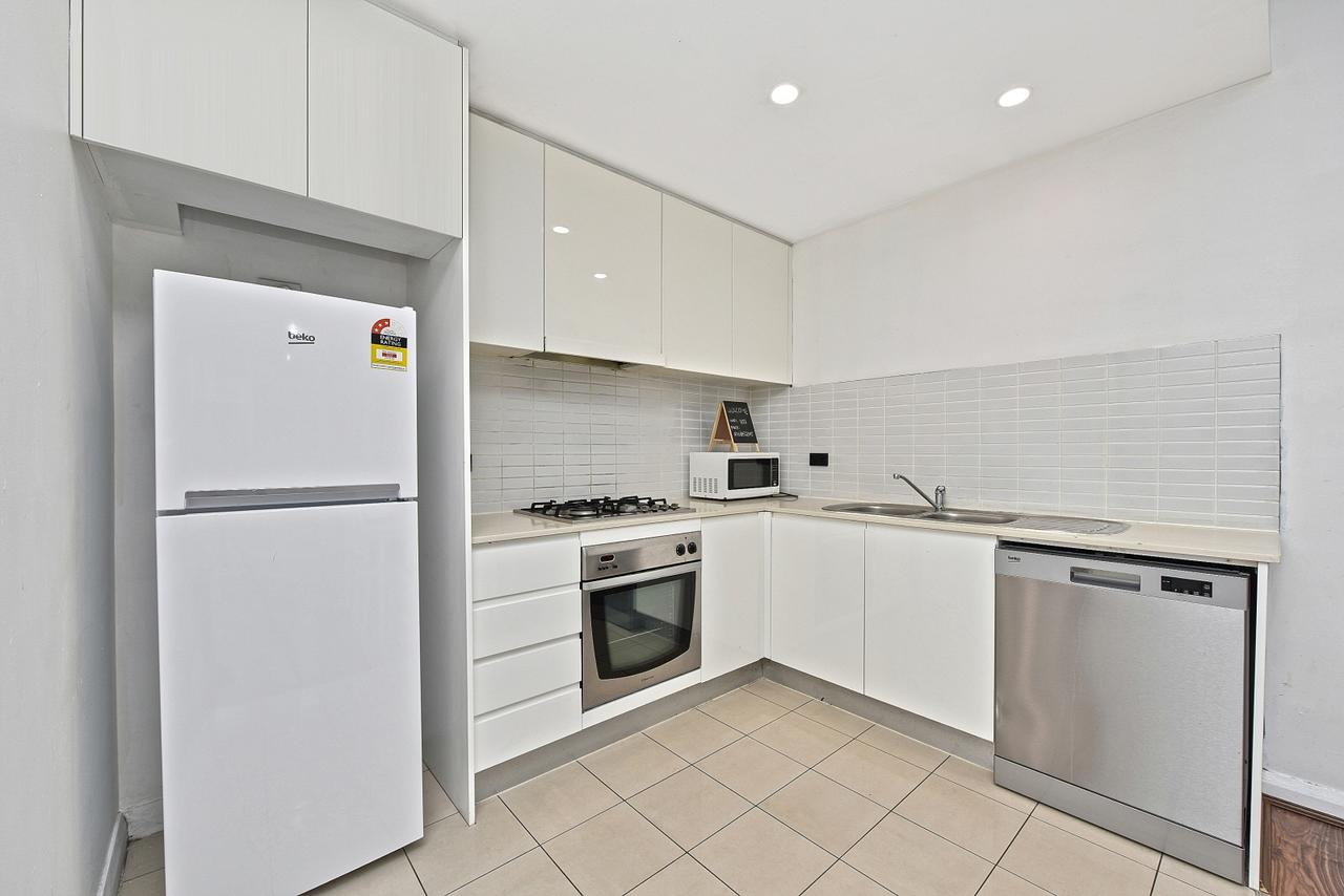 Cosy Apartment In Central Sydney - Redcliffe Tourism 6