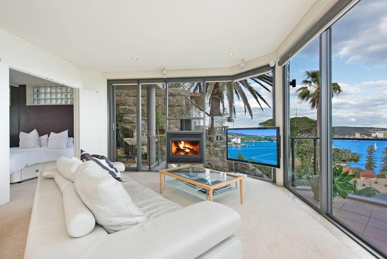 STUNNING MANLY VIEWS - Accommodation Find 4
