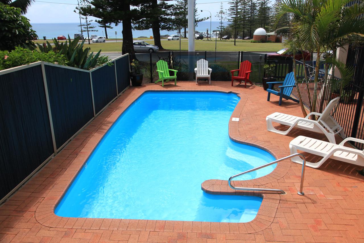 Beach House Holiday Apartments - Accommodation Find 4