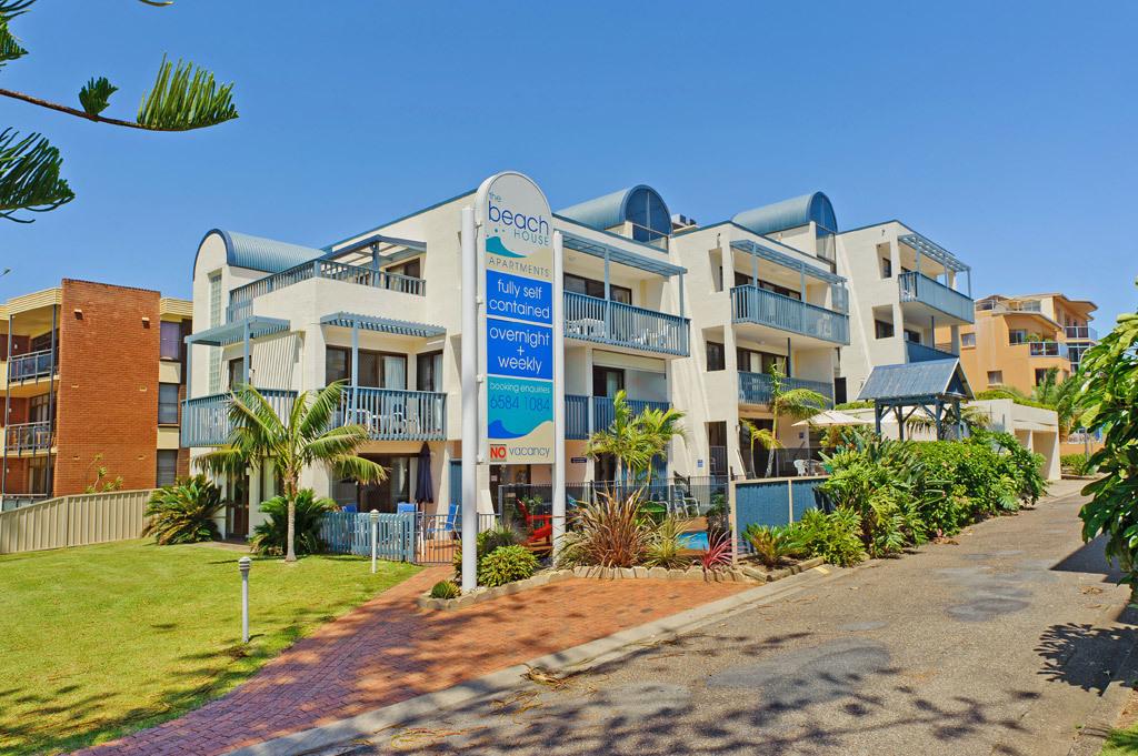 Beach House Holiday Apartments - Accommodation Find 13