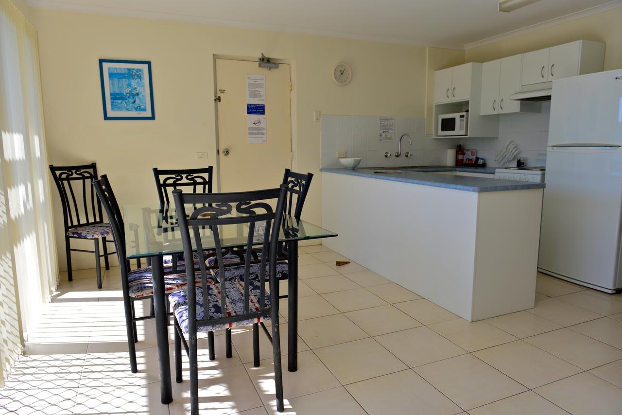 Beach House Holiday Apartments - Accommodation Find 11