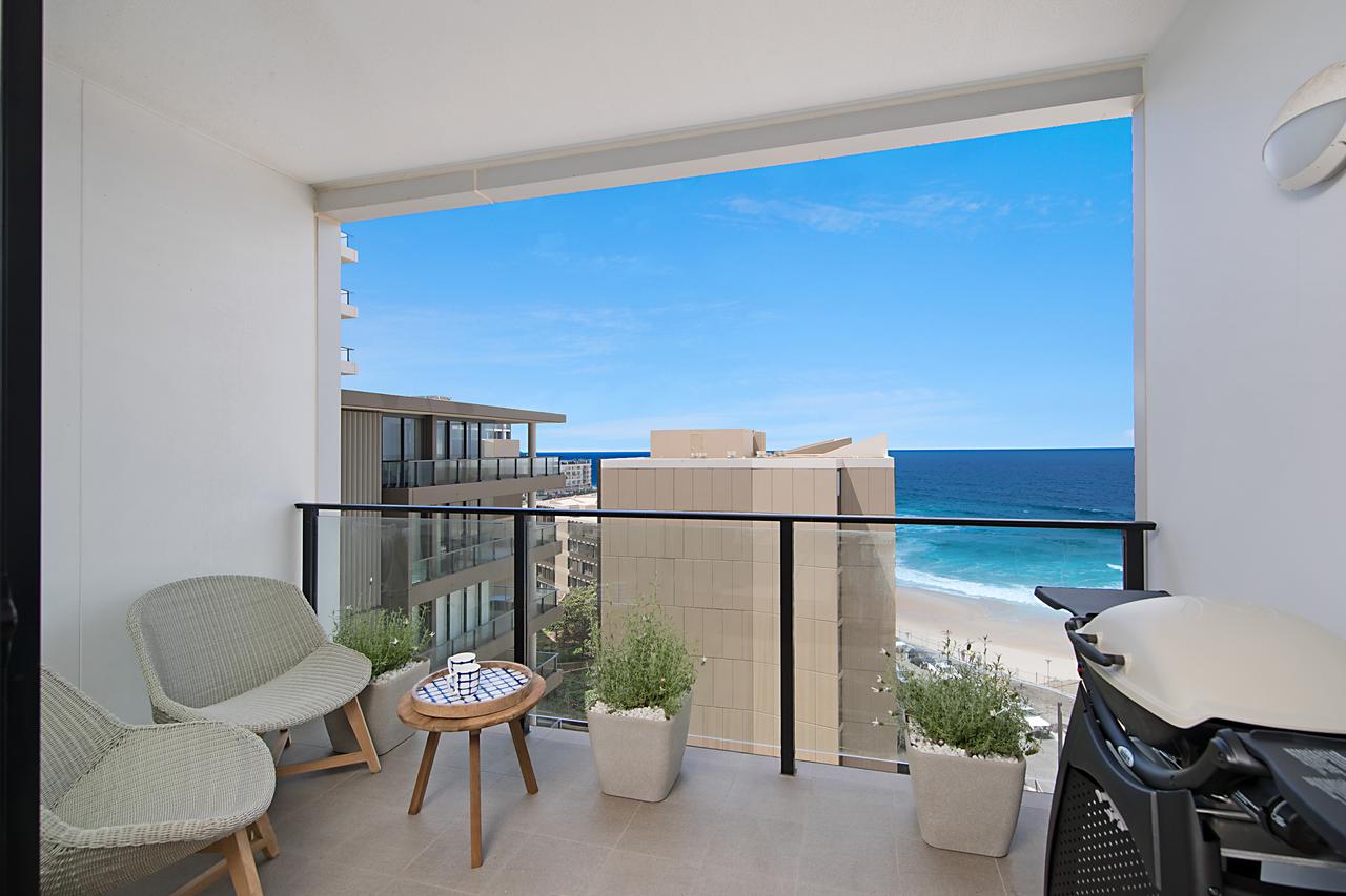 Arena Luxury Beachfront Apartment - Accommodation Find 14