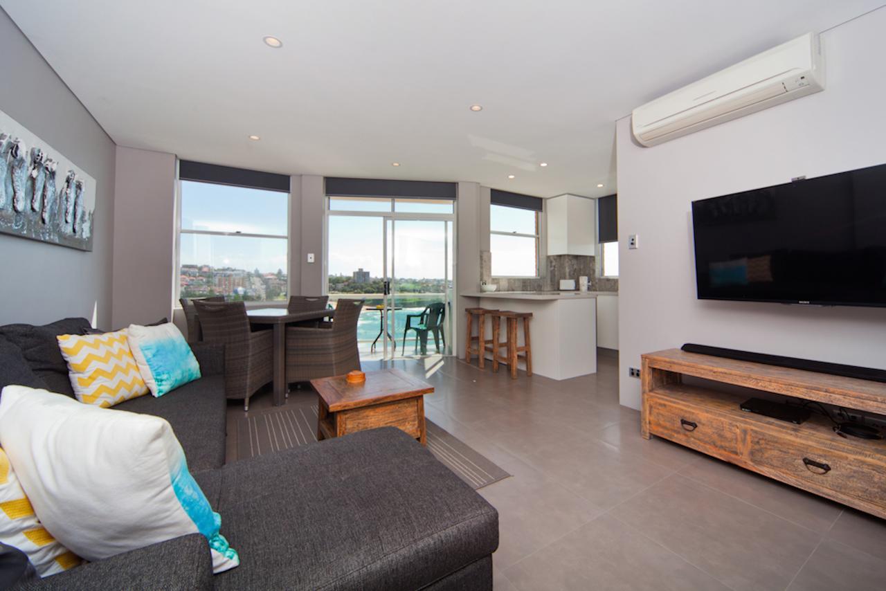 Gorgeous Coogee Views 2 beds WT21 - Accommodation Airlie Beach