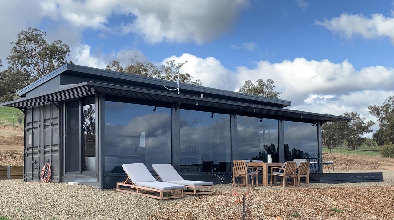 Belisi Farmstay Cottage - Accommodation Adelaide