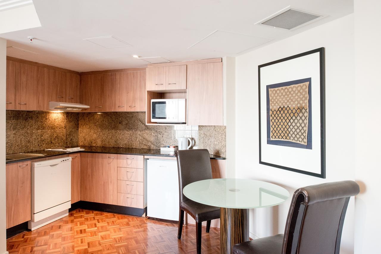 Seasons Darling Harbour - eAccommodation 5