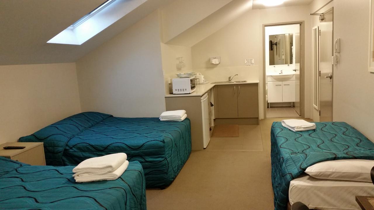 Strathfield Executive Accommodation - Hotel Accommodation 5