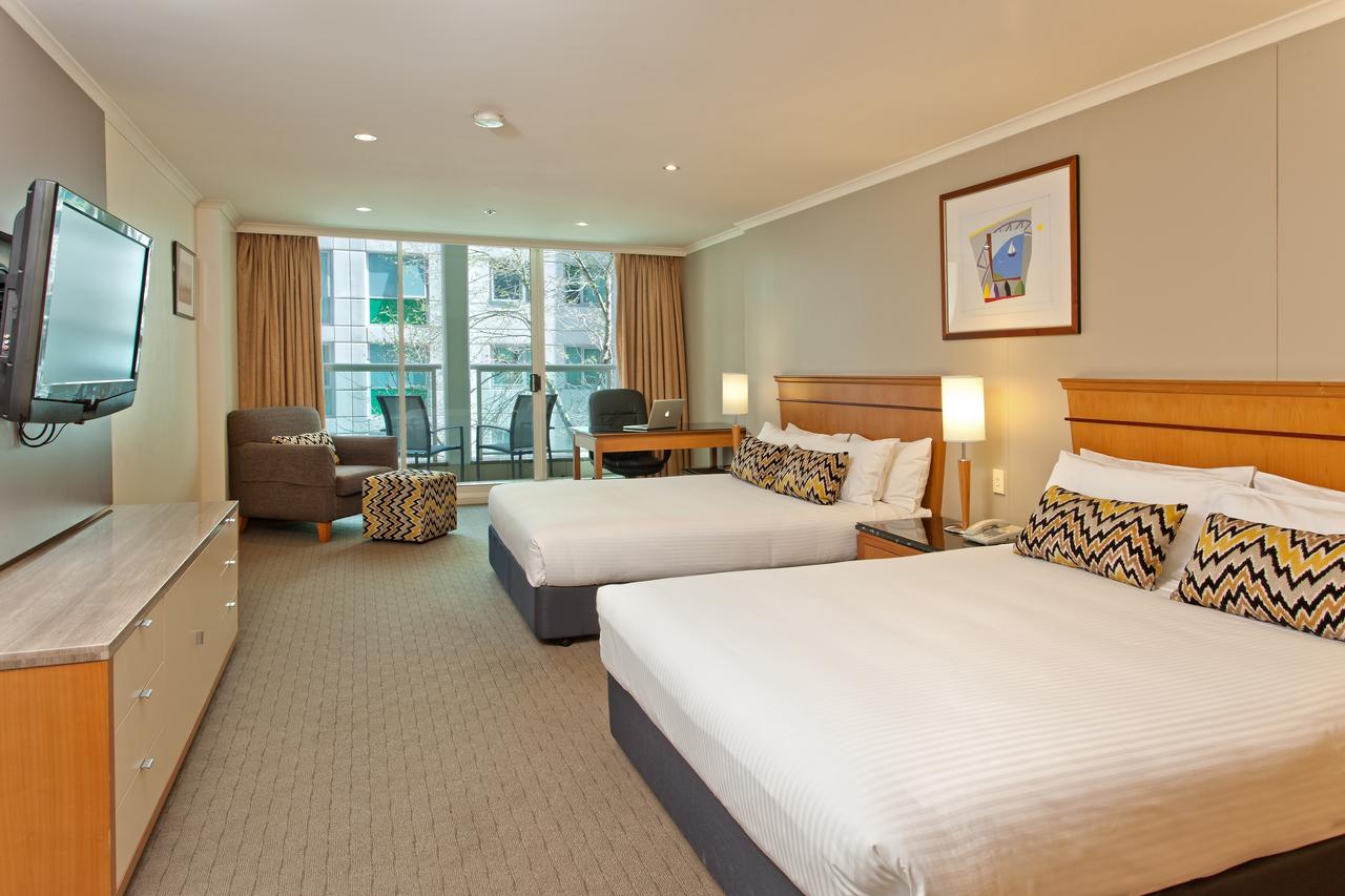Radisson Hotel & Suites Sydney - New South Wales Tourism  0