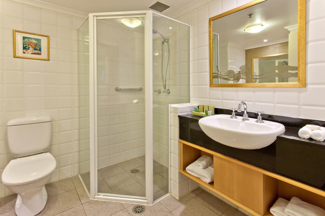 Radisson Hotel & Suites Sydney - Accommodation Directory 7