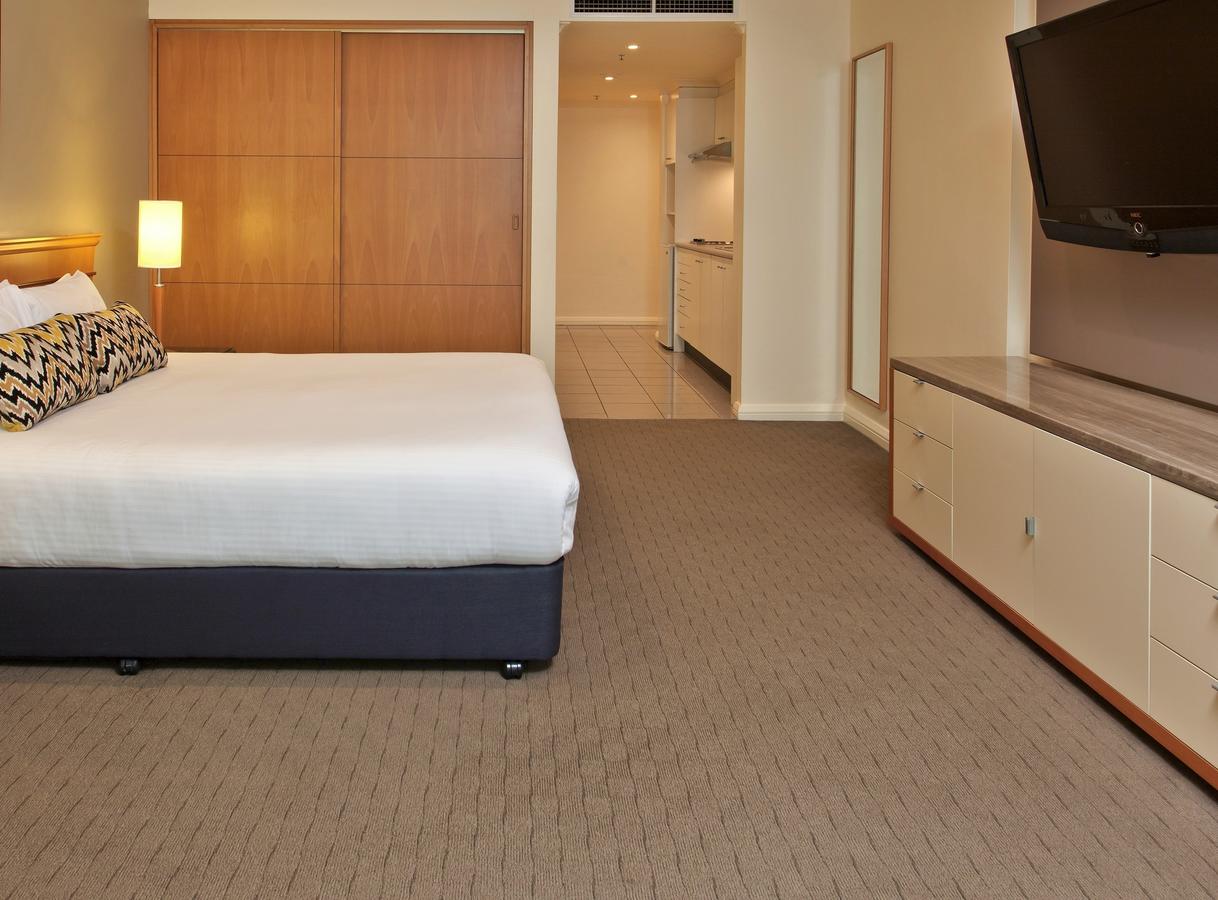 Radisson Hotel & Suites Sydney - Accommodation Directory 24