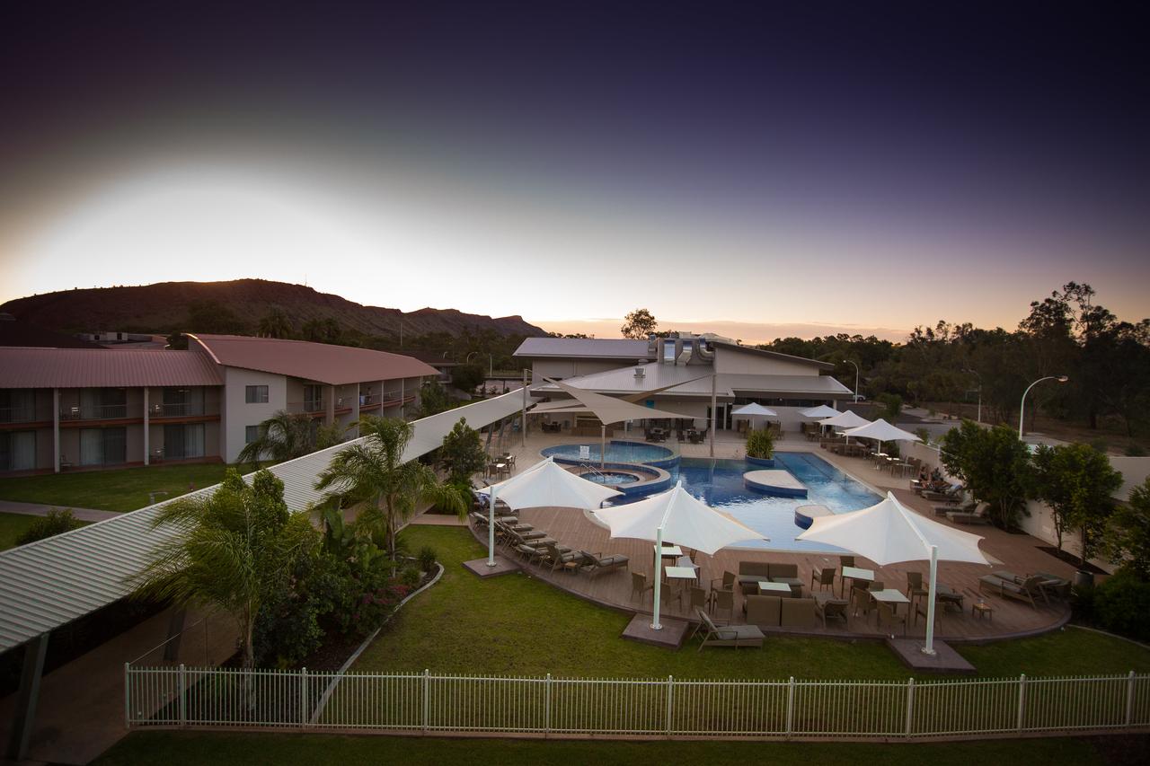 Crowne Plaza Alice Springs Lasseters - Accommodation NT