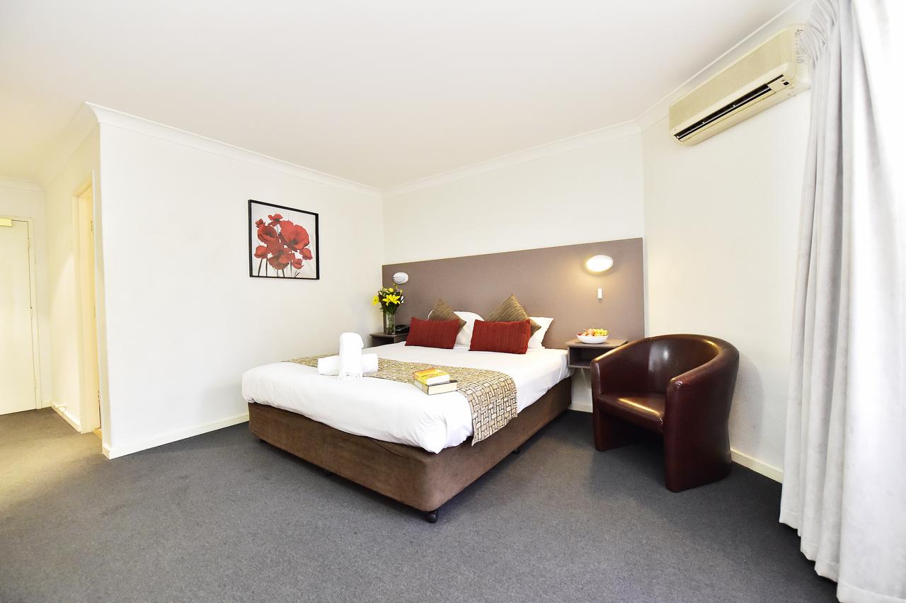 Diplomat Motel Alice Springs - thumb 25