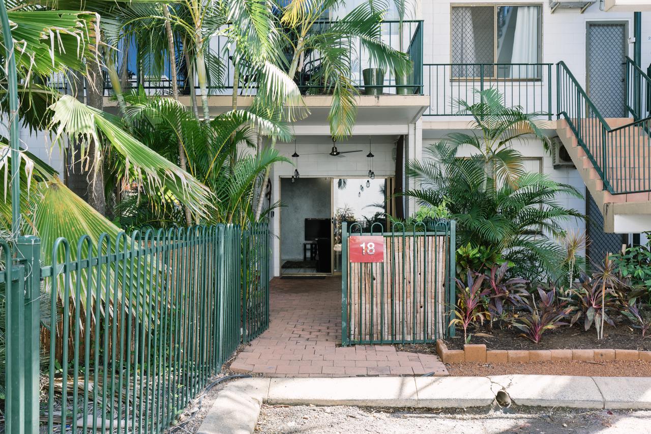 CitySide Apartment - 2 Bedroom With Private Courtyard - Redcliffe Tourism 5