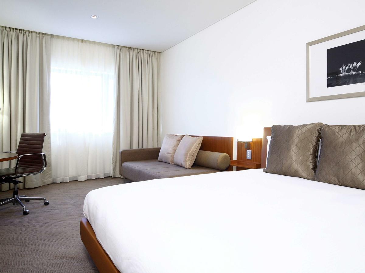 Novotel Canberra - Accommodation Bookings