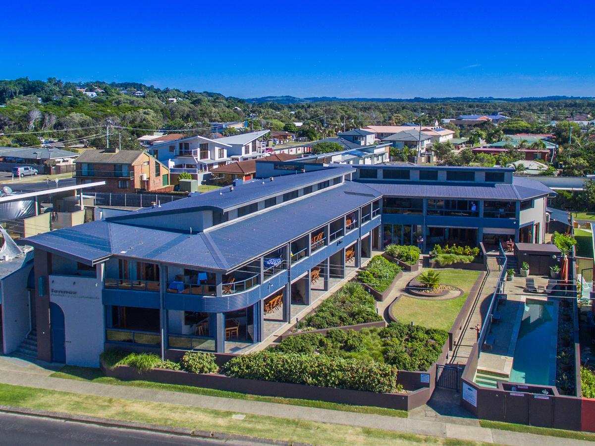 Lennox Holiday Apartments - Accommodation Port Macquarie