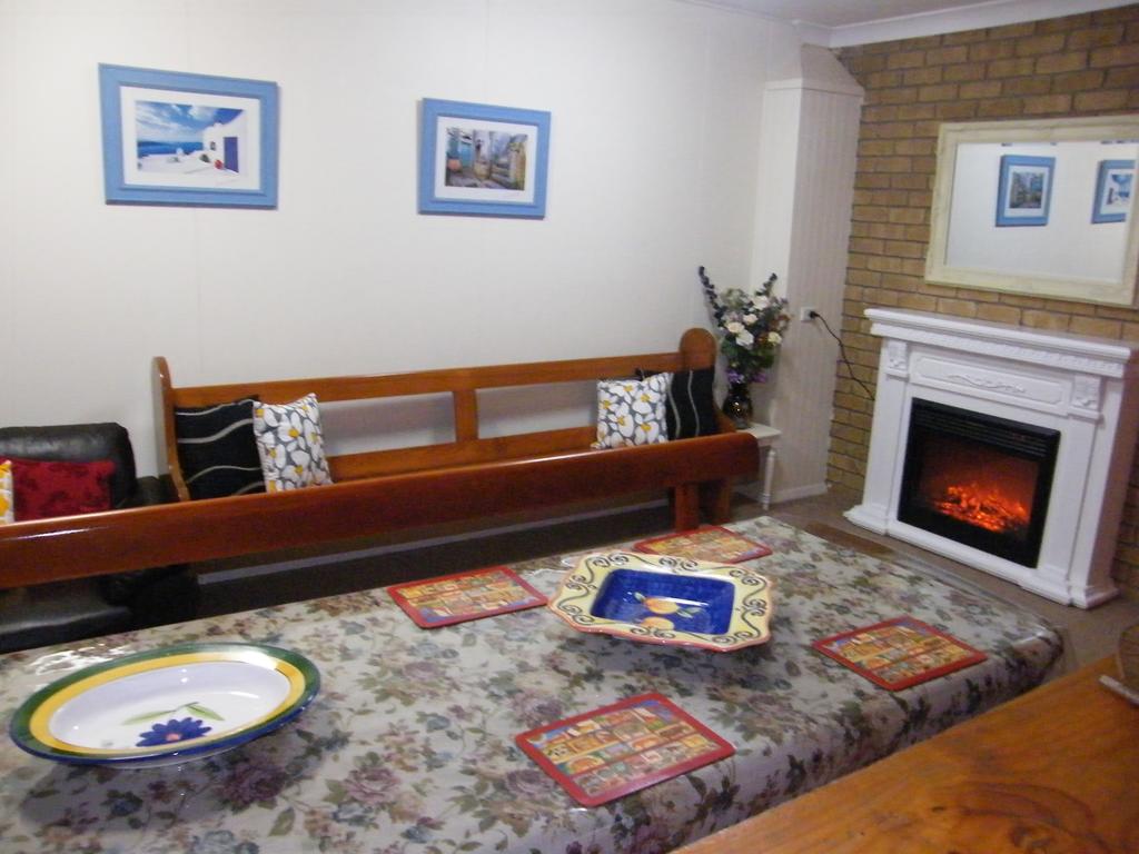 Boomers Guest House Hamilton - Accommodation Airlie Beach