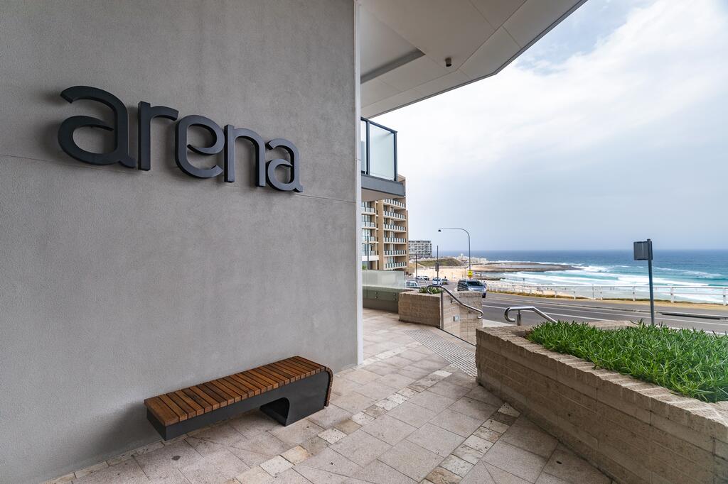 Boutique Apartment In Highly Sought After Arena - thumb 2