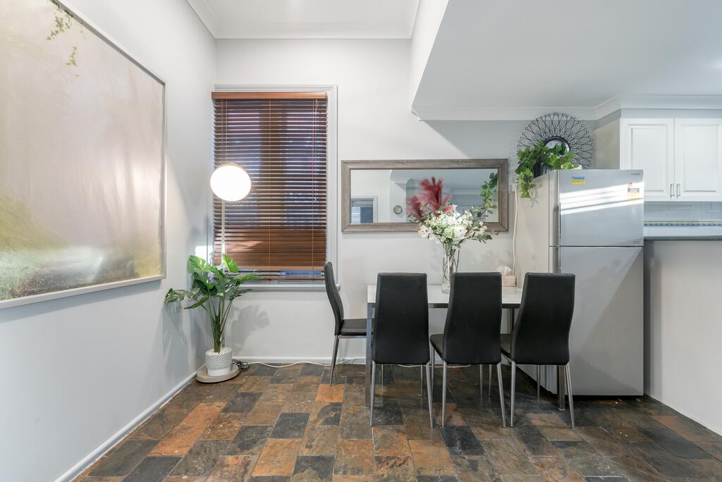 Boutique Private Rm Situated In The Heart Of Burwood5 - Holiday Sydney 2