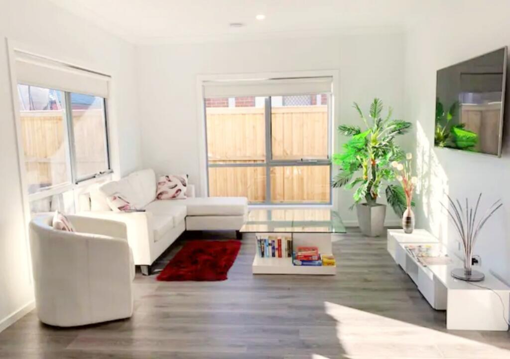 Brand New Home 10 mins to Beach Torquay Geelong Deakin Hospitals - Accommodation ACT