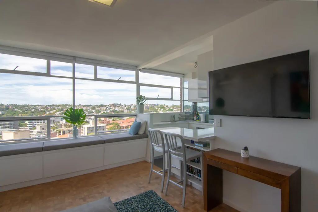 Bright Studio With Amazing City Views - New South Wales Tourism  3