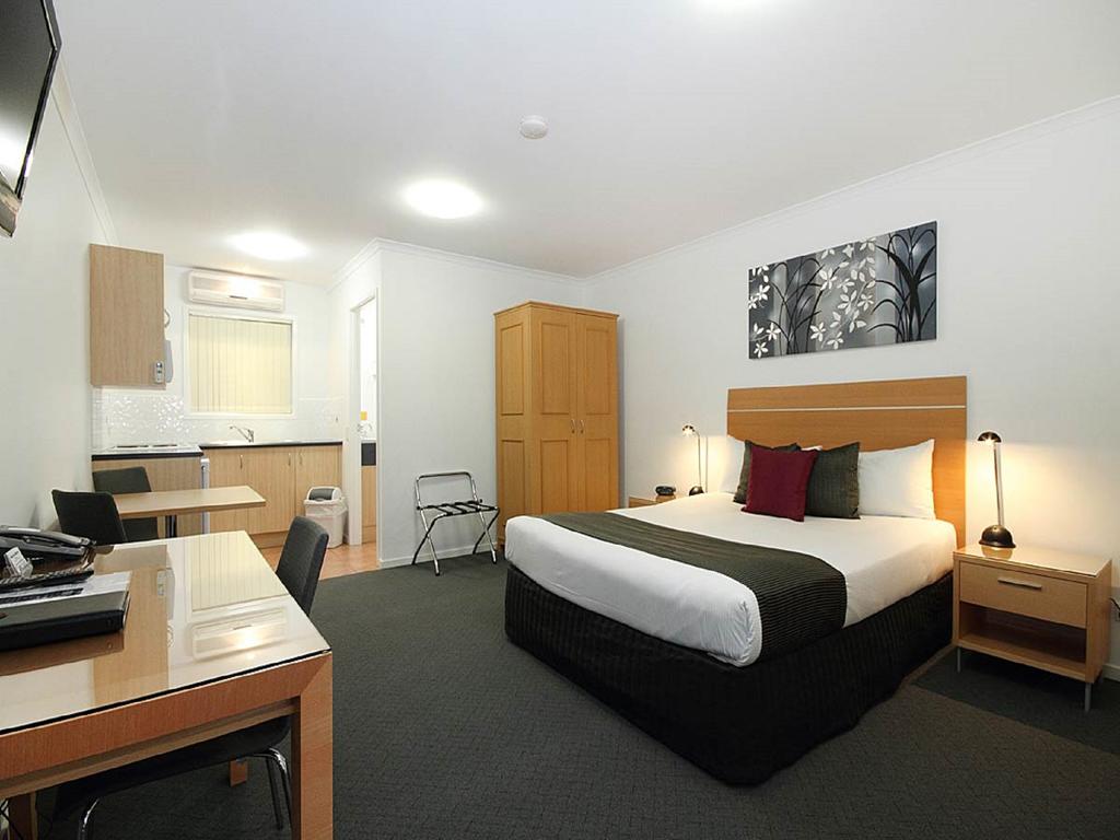 Browns Plains Motor Inn - New South Wales Tourism 