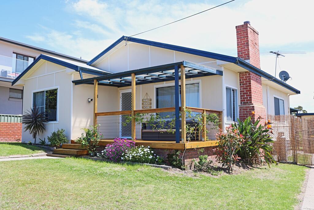 Bungo Beach house - Pet Friendly home - New South Wales Tourism 