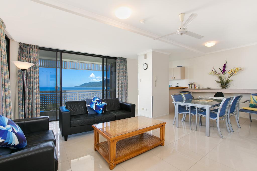 Cairns Ocean View Apartment - Accommodation Cairns 3