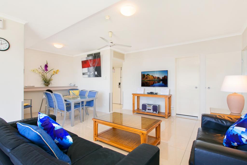 Cairns Ocean View Apartment - Accommodation Cairns 2