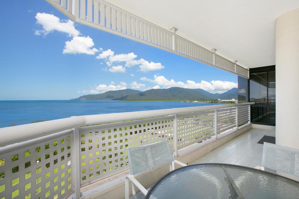 Cairns Ocean View Apartment - Accommodation Cairns 0