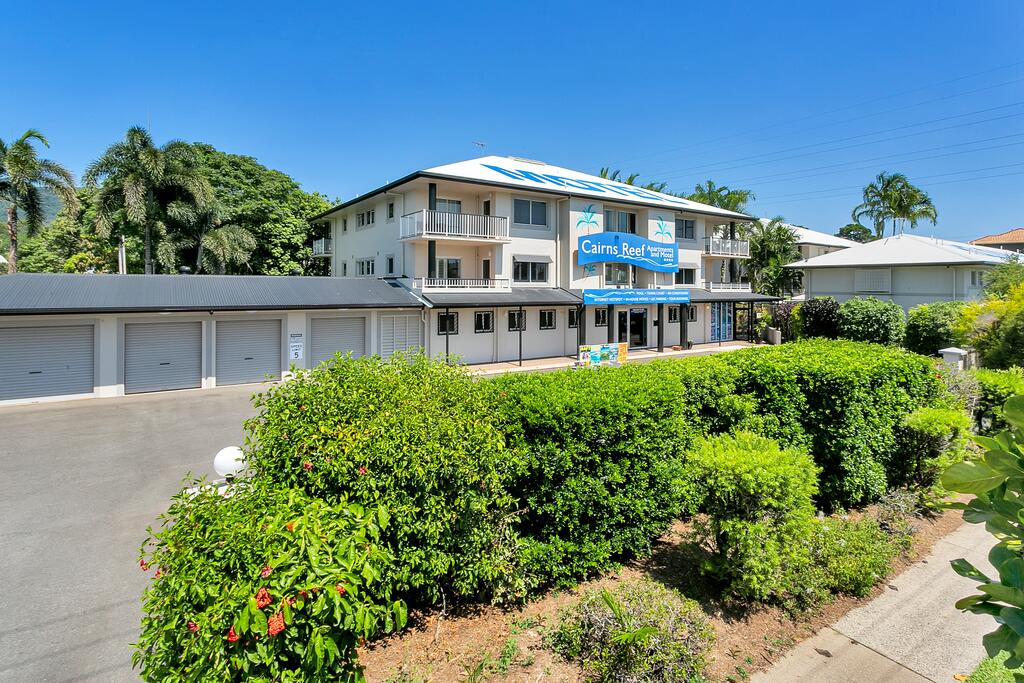 Cairns Reef Apartments & Motel - thumb 1