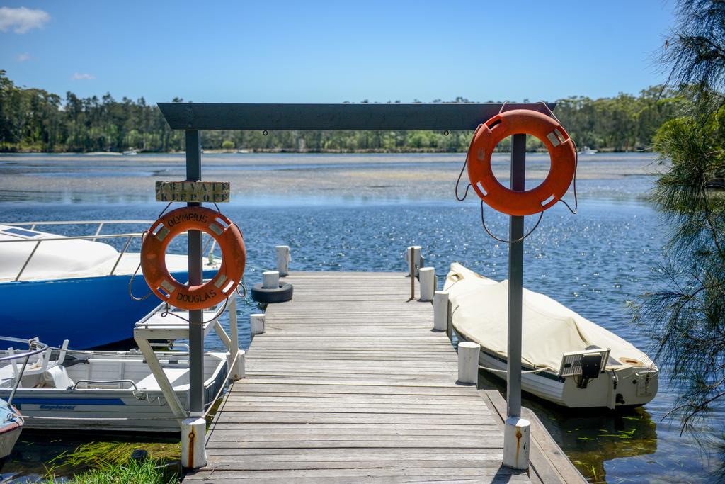 Calm Waters Waterfront Cottages - Accommodation BNB