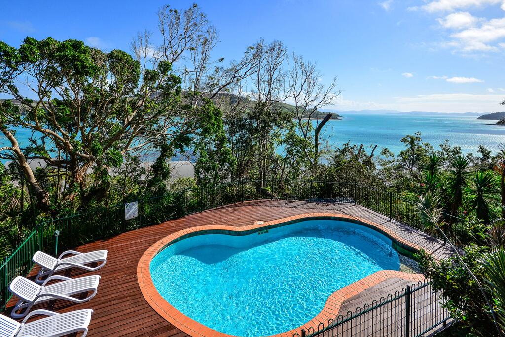 Casuarina 18 Ocean View House Central Location BBQ Golf Buggy - thumb 1