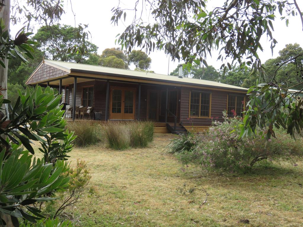 Cedar Cottage Nelson-2 Acre Retreat - New South Wales Tourism 