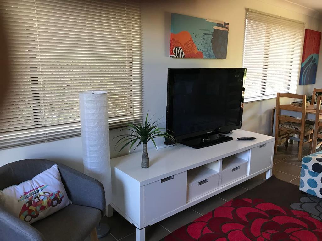Central Gold Coast 3 Double Bedroom Apartment - New South Wales Tourism 