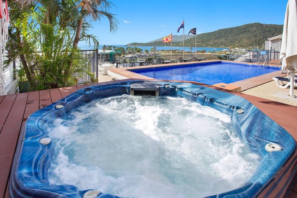 Central Ocean View Studio 27a - Accommodation Whitsundays 2