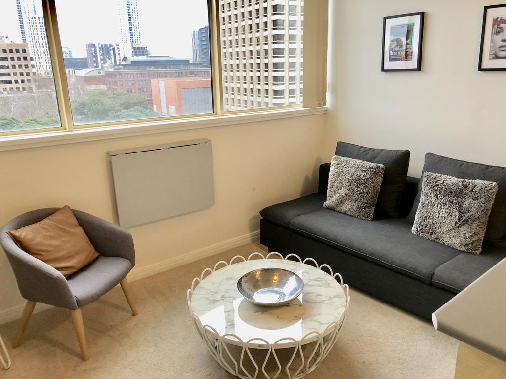 Central Station - 1 Bedroom Apt With View - Accommodation Directory 3