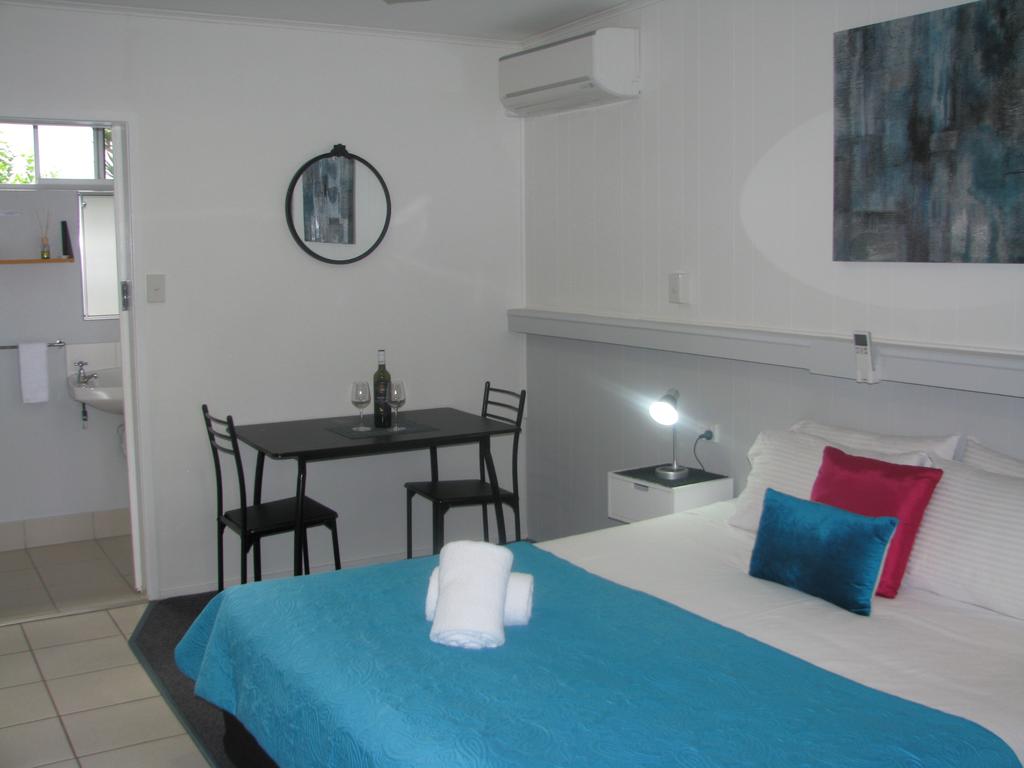 Charm City Motel - Accommodation BNB
