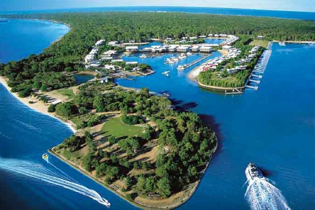 Charming Island Escape Gold Coast - Accommodation Daintree